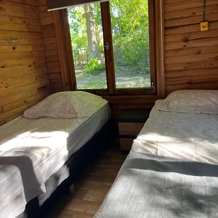 Pod Bukami بيت للعطل Gościno